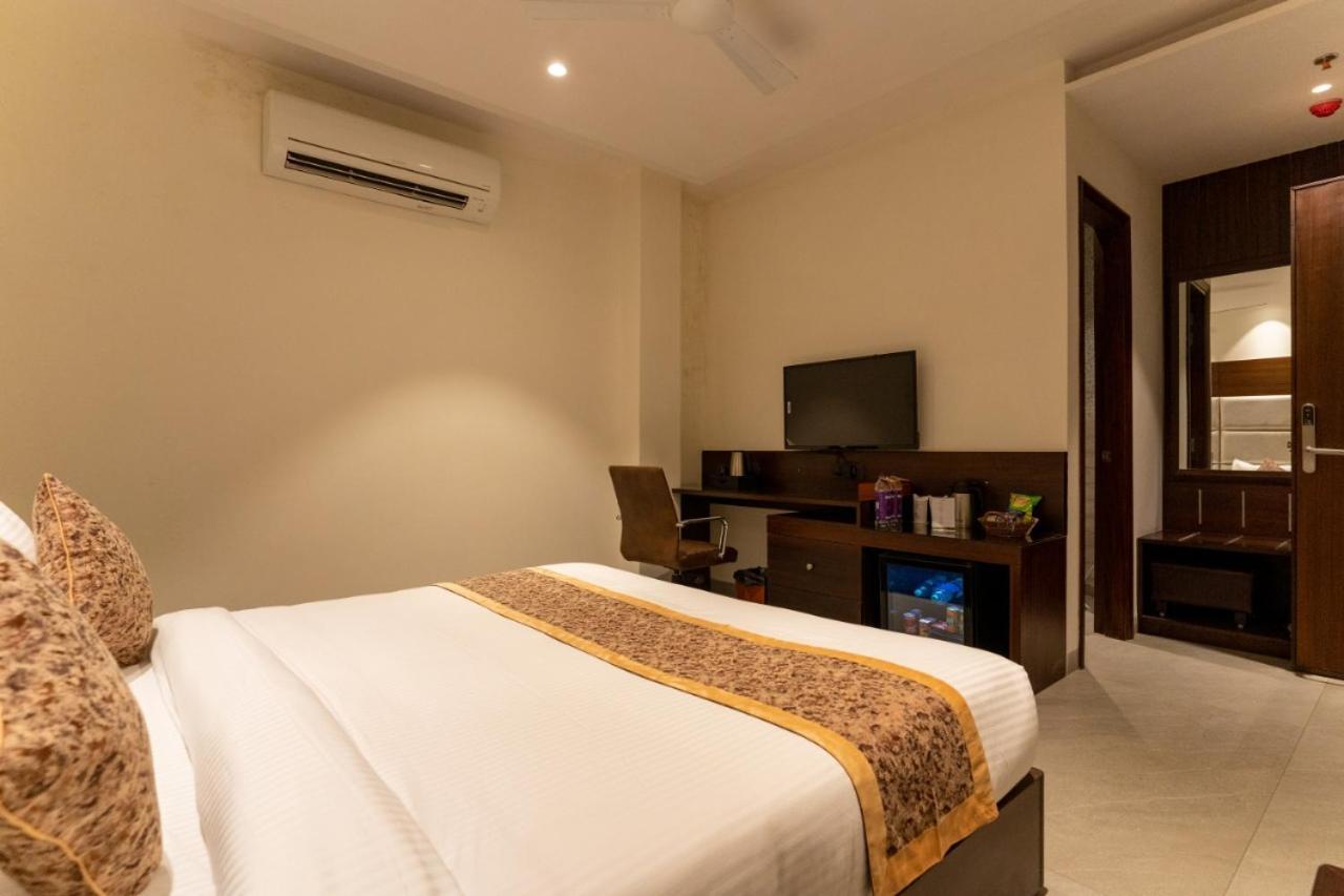 Hotel Smily Ludhiana Exterior foto